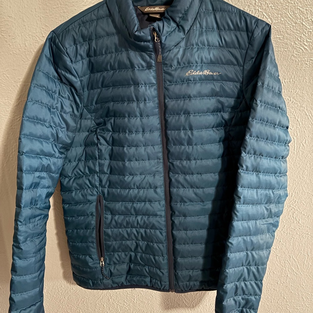Eddie Bauer Women’s puffy Jacket